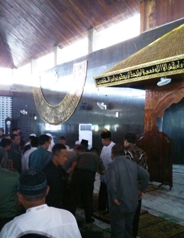 Shalat Jum’at Bersama RI 1