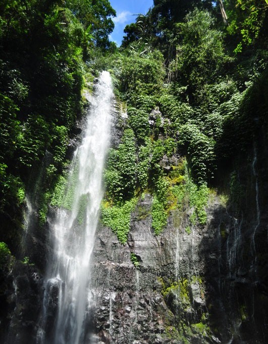 Eksotika Curug Lawe
