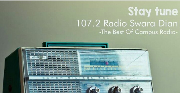 RADIO SWARADIAN RADIONYA UNIVERSITAS DIAN NUSWANTORO