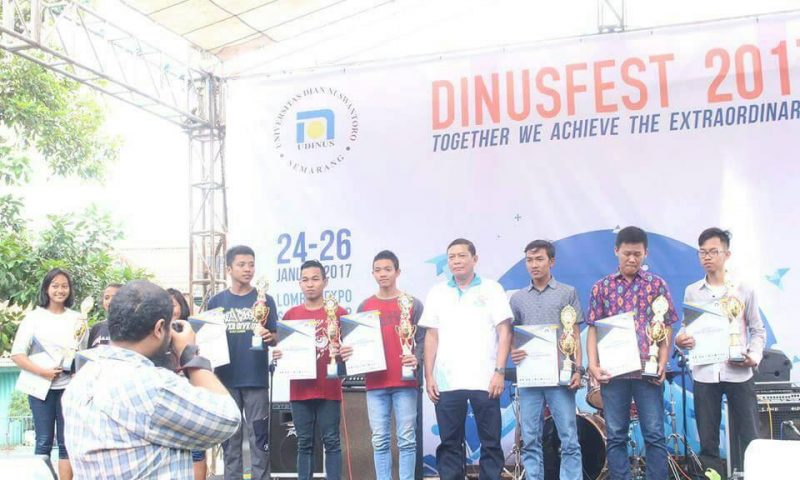 Perebutan Pemenang Di Ajang Lomba Fun Boulder