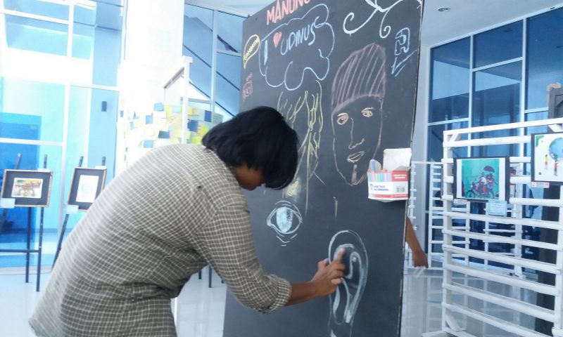 PAMERAN DKV ‘MANUNGGALING’ CURI PERHATIAN WARGA UDINUS