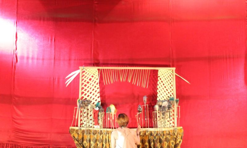 ATASI ISU PEMILU DENGAN WAYANG SOTHIL LAKON ‘SANG NATA’