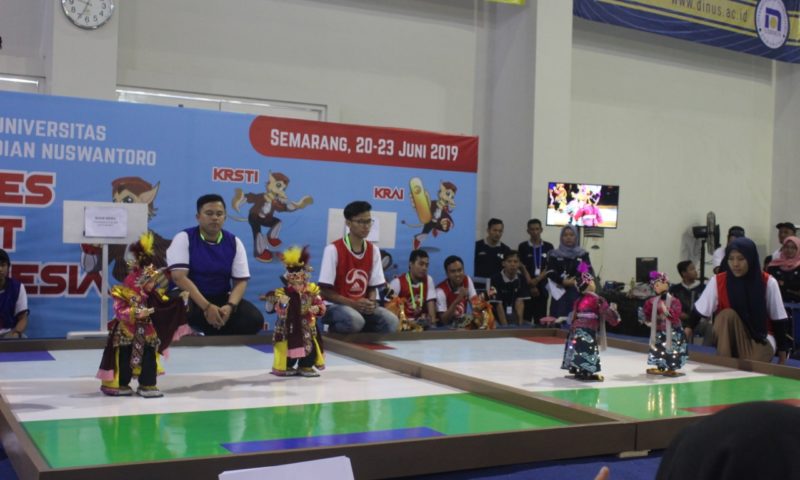 Perebutan Gelar Juara Kontes Robot Seni Tari Indonesia (KRSTI) 2019 Keempat Tim Tampil Maksimal