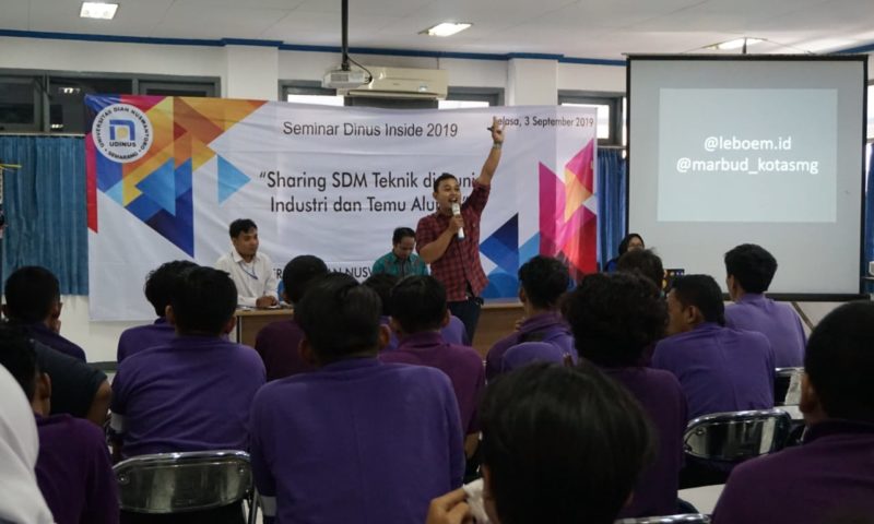FAKULTAS TEKNIK UDINUS SAMBUT MABA DENGAN SEMINAR UMUM