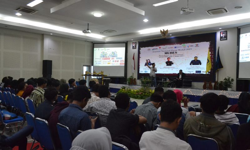 TANAMKAN KESADARAN BERINVESTASI DALAM SEMINAR NASIONAL PASAR MODAL 2019