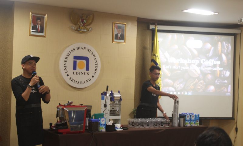 HMM UDINUS TAMBAH WAWASAN BERBISNIS DENGAN ADAKAN WORKSHOP COFFE