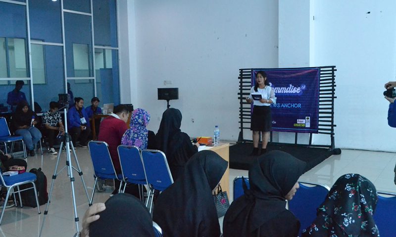 LOMBA COMMDISE, JADI AJANG PUBLIC SPEAKING UNTUK MAHASISWA