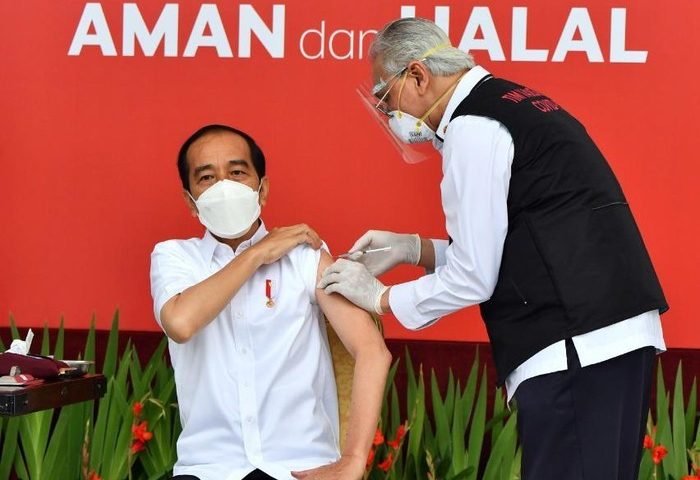 HARI INI, JOKOWI RESMI SUNTIK VAKSIN SINOVAC