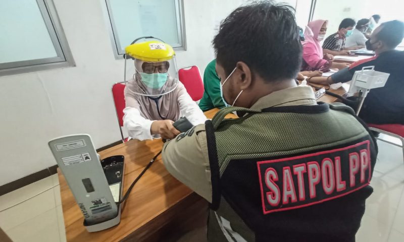 MASUKI TAHAP 2 VAKSINASI, SATPOL PP DAPATKAN PRIORITAS