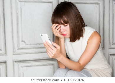 MAKNA ISTILAH GHOSTING SEBENARNYA YANG SERING  DISEBUT MILLENIAL