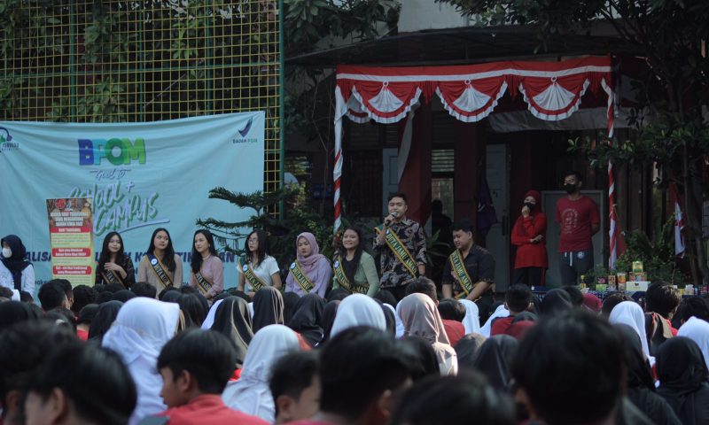 Sosialisasi hingga Kemeriahan Lomba dalam Menyambut Hari Merdeka di SMA N 15 Semarang