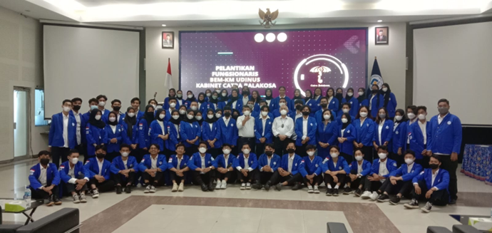 REKTOR UDINUS RESMI LANTIK FUNGSIONARIS BEM-KM UDINUS KABINET CATRA BALAKOTA