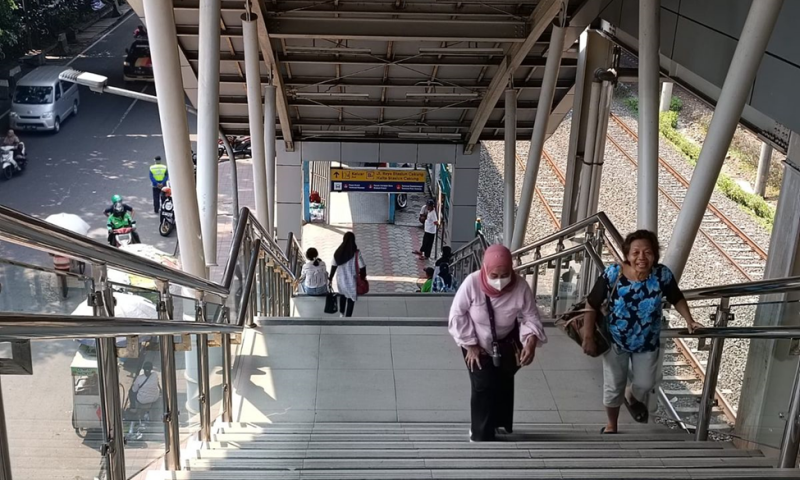 Acuhnya Pemerintah Perihal Fasilitas Transportasi Umum