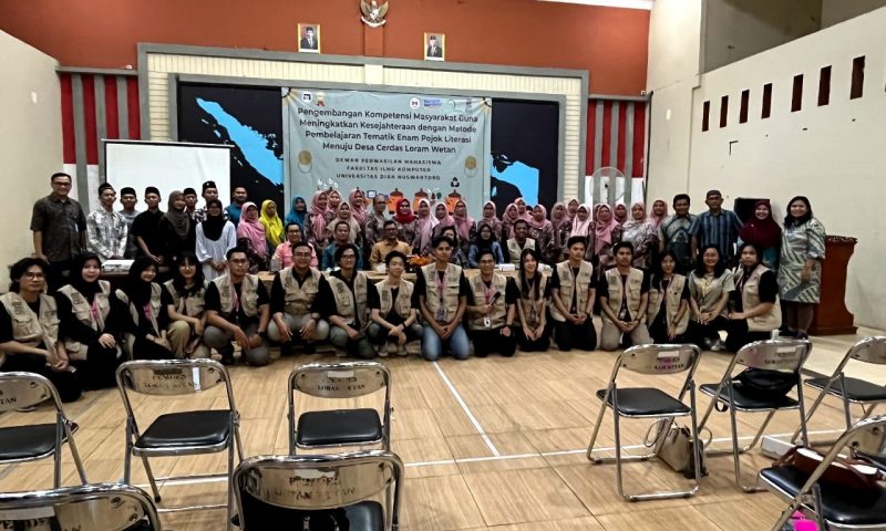 PPKO DPM FIK Udinus Melakukan Pembelajaran Tematik Enam Pojok Literasi Menuju Desa Cerdas di Loram Wetan