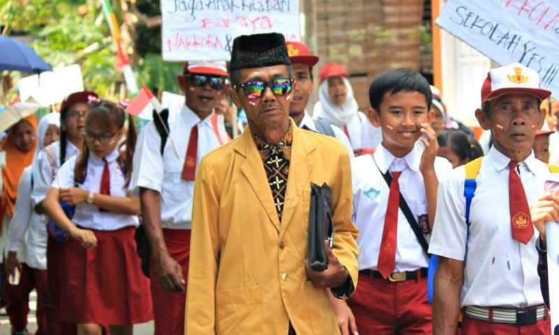 Tantangan dalam Mencerdaskan Generasi Bangsa