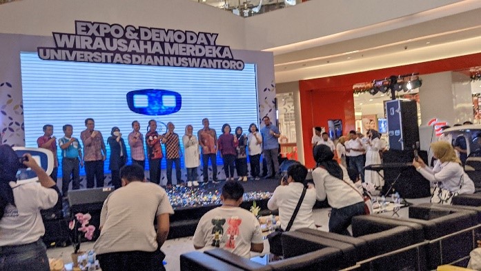 Dinus Expo Demo Day 2023 Jadi Sarana Pengembangan Kreativitas Mahasiswa dalam Wirausaha Merdeka