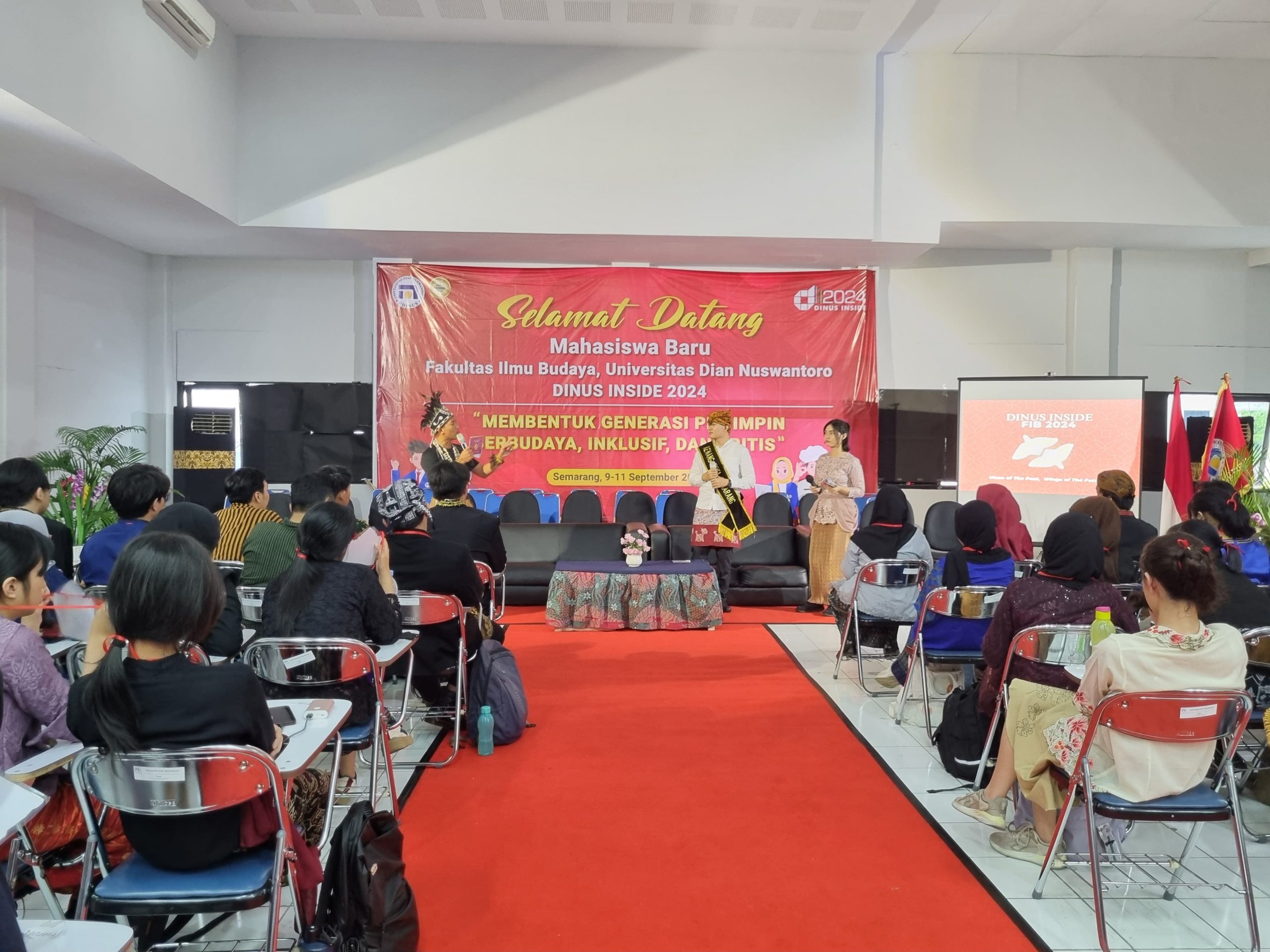 Petter Hans Berbagi Tips Sukses dalam Talkshow Fakultas Ilmu Budaya Udinus