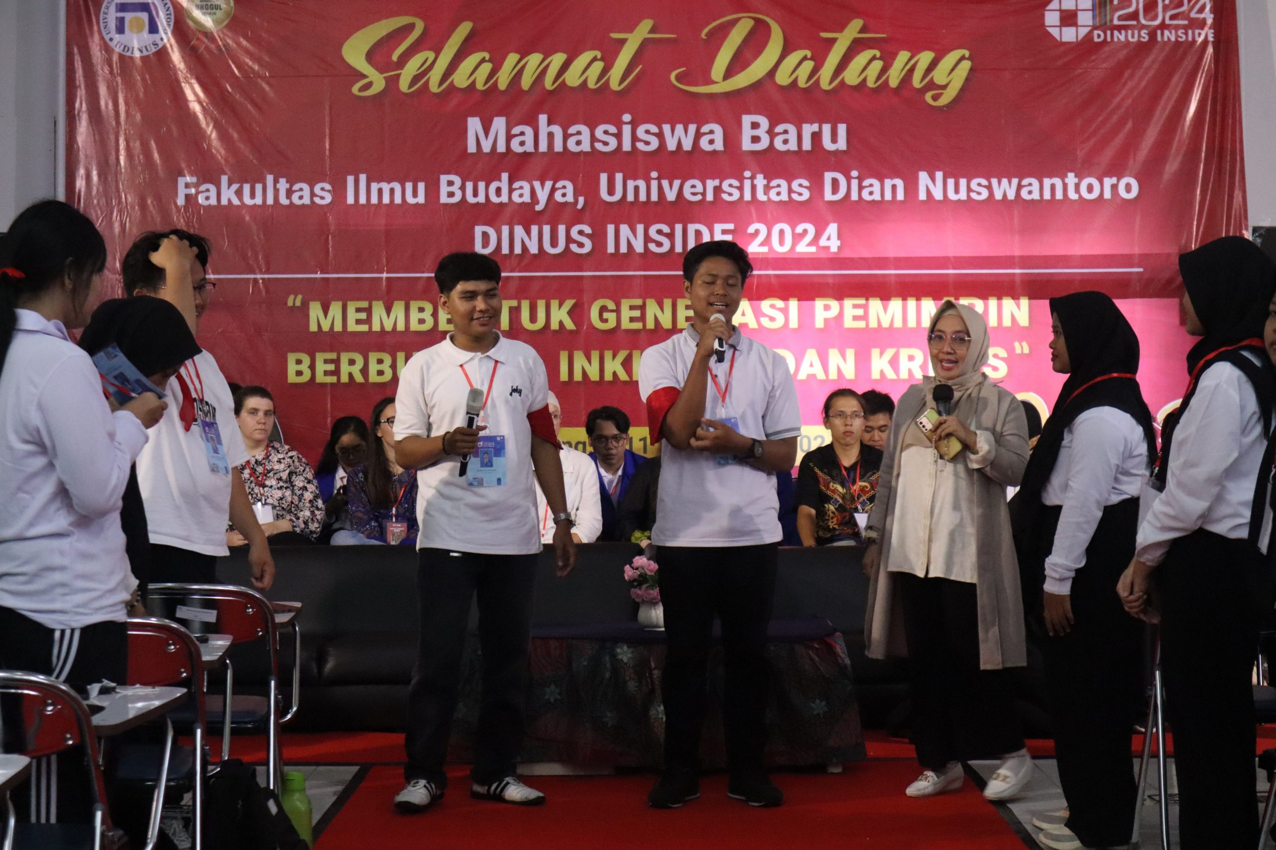 Sambut Mahasiswa Baru, FIB Udinus Tekankan Pentingnya Softskill di Dinus Inside 2024