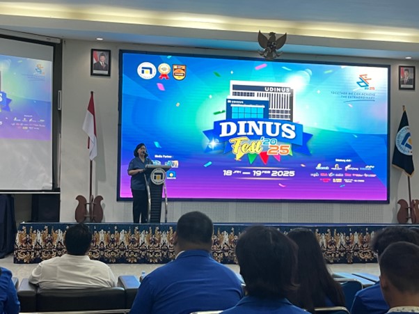 Pembukaan DinusFest 2025, Udinus Jadi Wadah untuk Tunjukkan Bakat Siswa dan Mahasiswa
