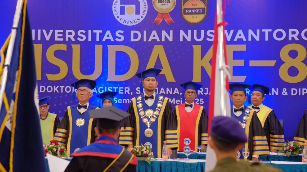 UDINUS Gelar Wisuda ke-84  Sinergi Kampus dan Industri untuk Masa Depan