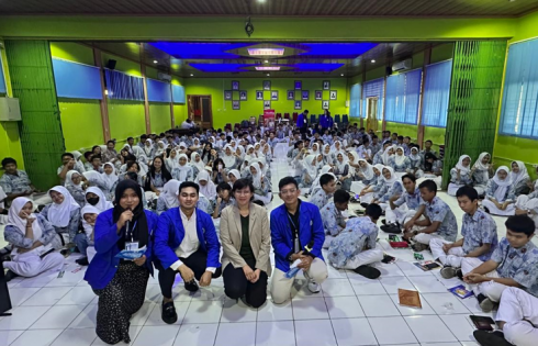 Workshop BEYOUTH 2025: Bangun Karakter, Wujudkan Mimpi di SMKN 4 Semarang