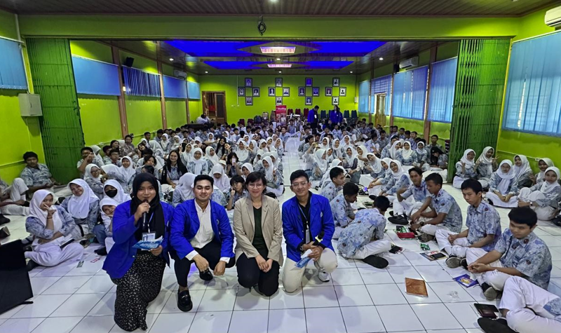 Workshop BEYOUTH 2025: Bangun Karakter, Wujudkan Mimpi di SMKN 4 Semarang