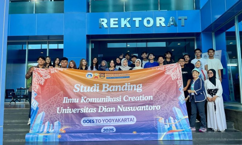 Mahasiswa ILKOM UDINUS Belajar Nilai Budaya di Era Modern dengan Merangkai Tradisi dan Inovasi