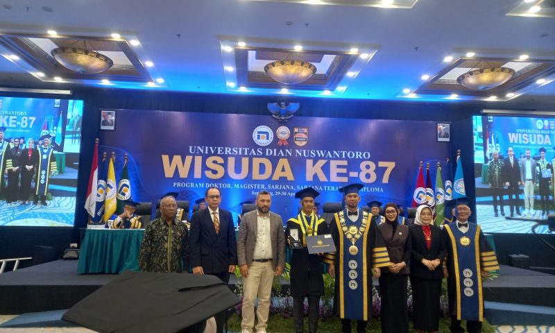 Pratama Arhan Raih Gelar Sarjana Manajemen dengan Ijazah Blockchain Pertama di Indonesia