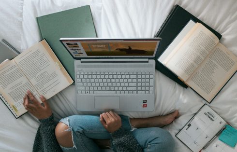 Belajar, Investasi Terbaik untuk Diri Sendiri